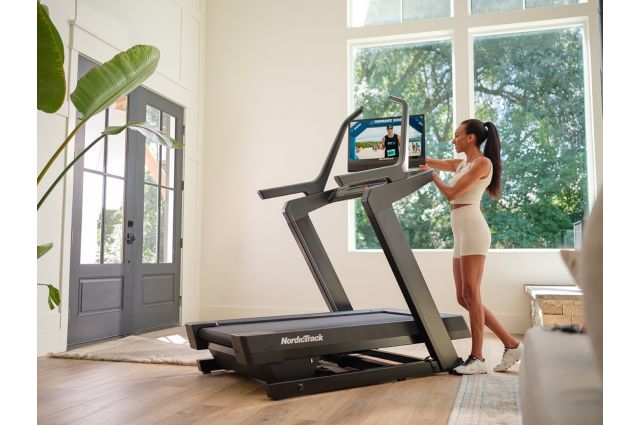 Treadmill NORDICTRACK X24 + iFit Coach 12 months membership Treadmill NORDICTRACK X24 + iFit Coach 12 months membership